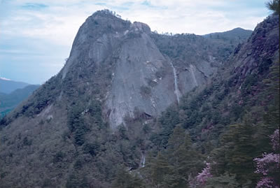 鉾岳の画像