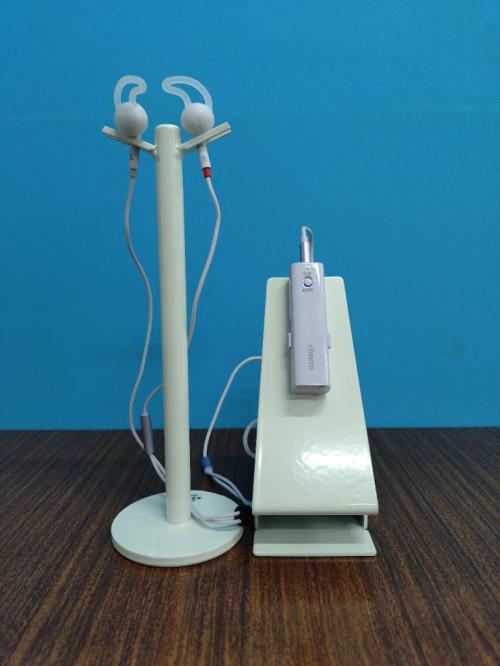 軟骨伝導イヤホンの紹介写真