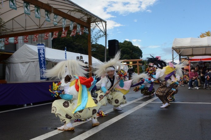 歌糸棒踊り