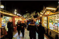 ドイツのクリスマスマーケット（夜の写真）
