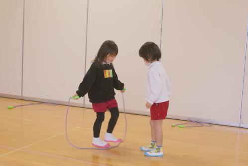 なわとび２