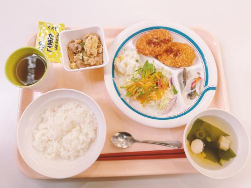 給食